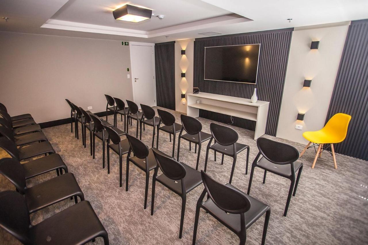 Adaptado Com Ar Condicionado - All1102 Apartamento *